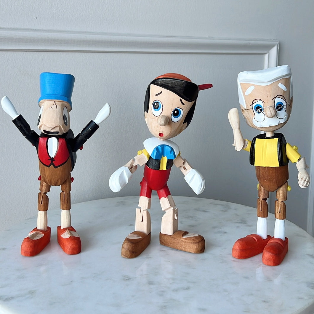 Figuras clasicas, niño, papá y grillo