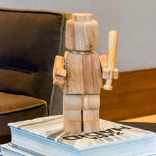 Cargar imagen en el visor de la galería, Figura de Madera
