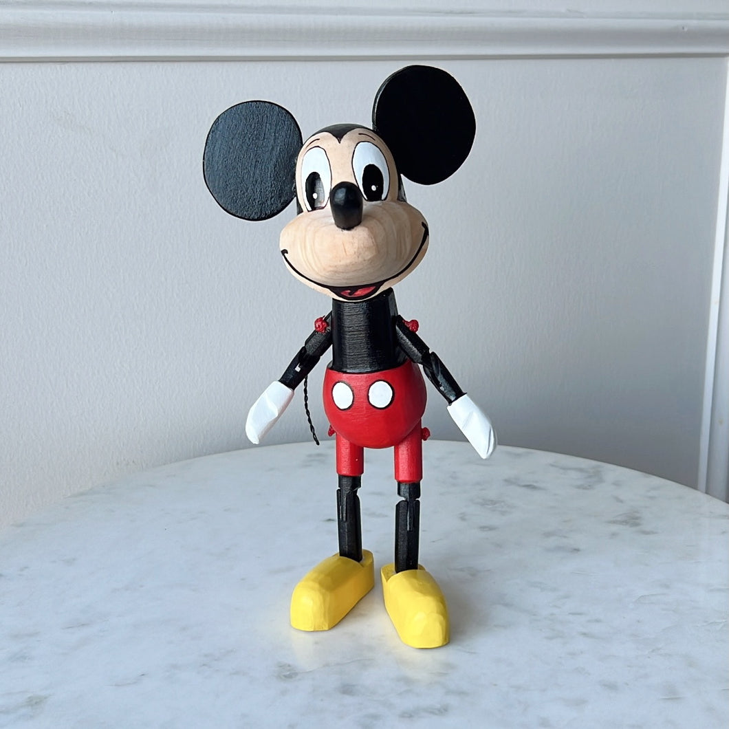 Figura Clásica, ratón