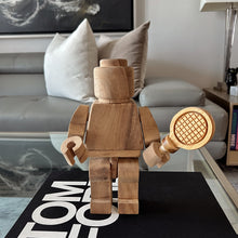 Cargar imagen en el visor de la galería, Figura de Madera
